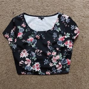 Black floral crop top